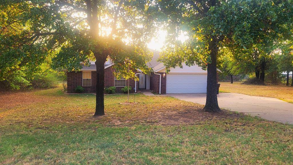 114 Camaron DR, Shawnee, OK 74804
