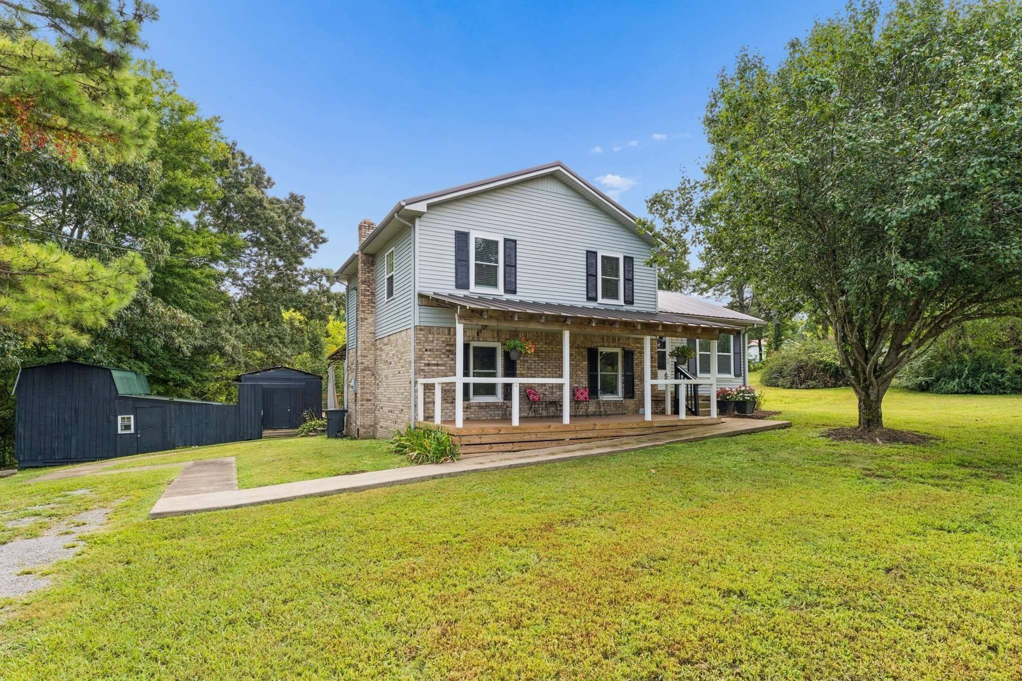 9900 Ed Lyell Rd, Lyles, TN 37098