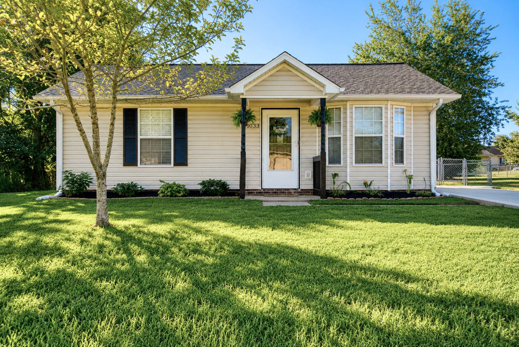 1033 Bush Ave, Oak Grove, KY 42262