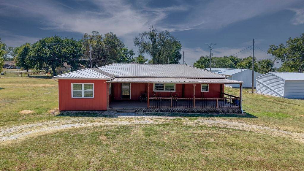 113 Broadway, Dexter, KS 67038