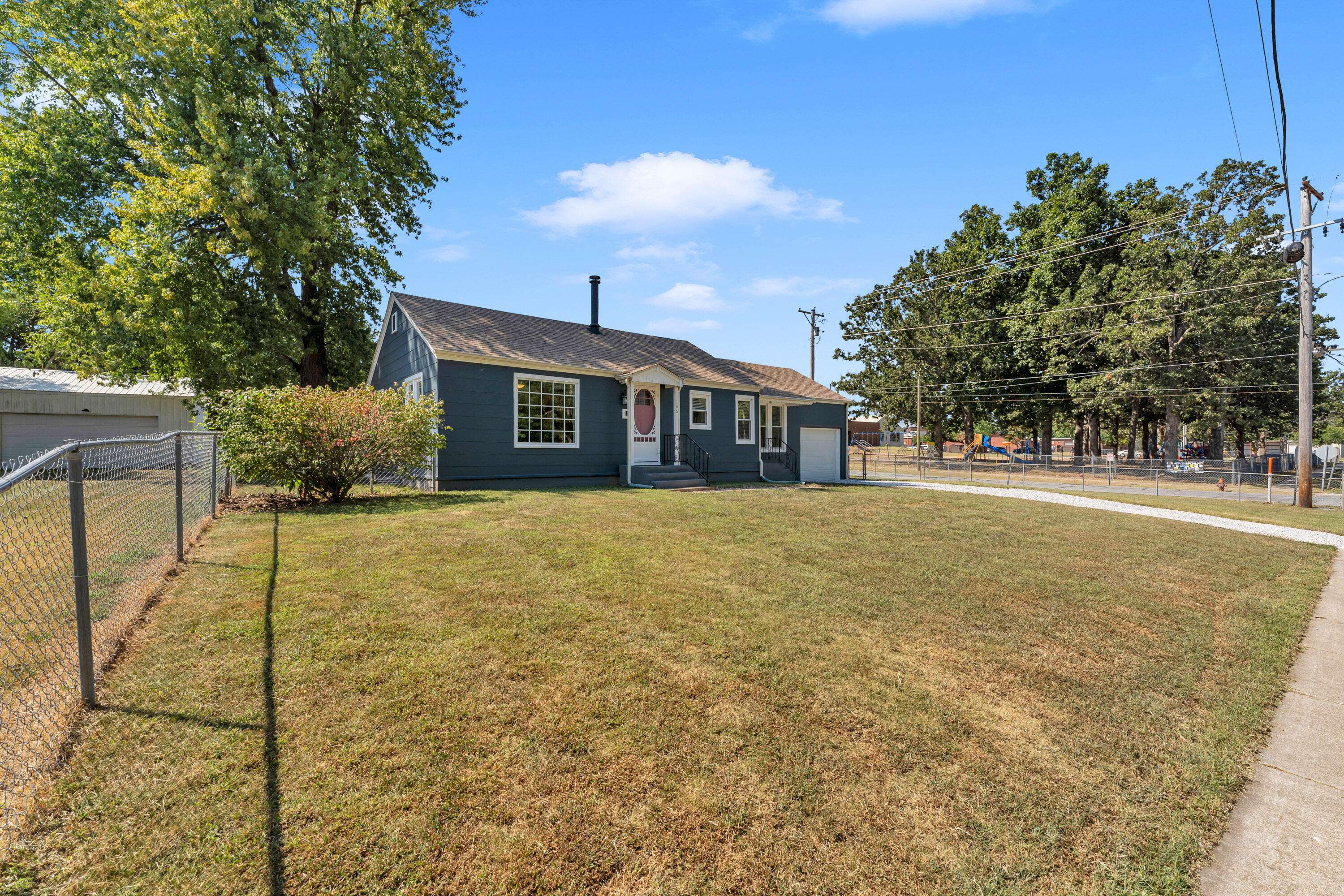 106 E Mount Vernon RD, Billings, MO 65610