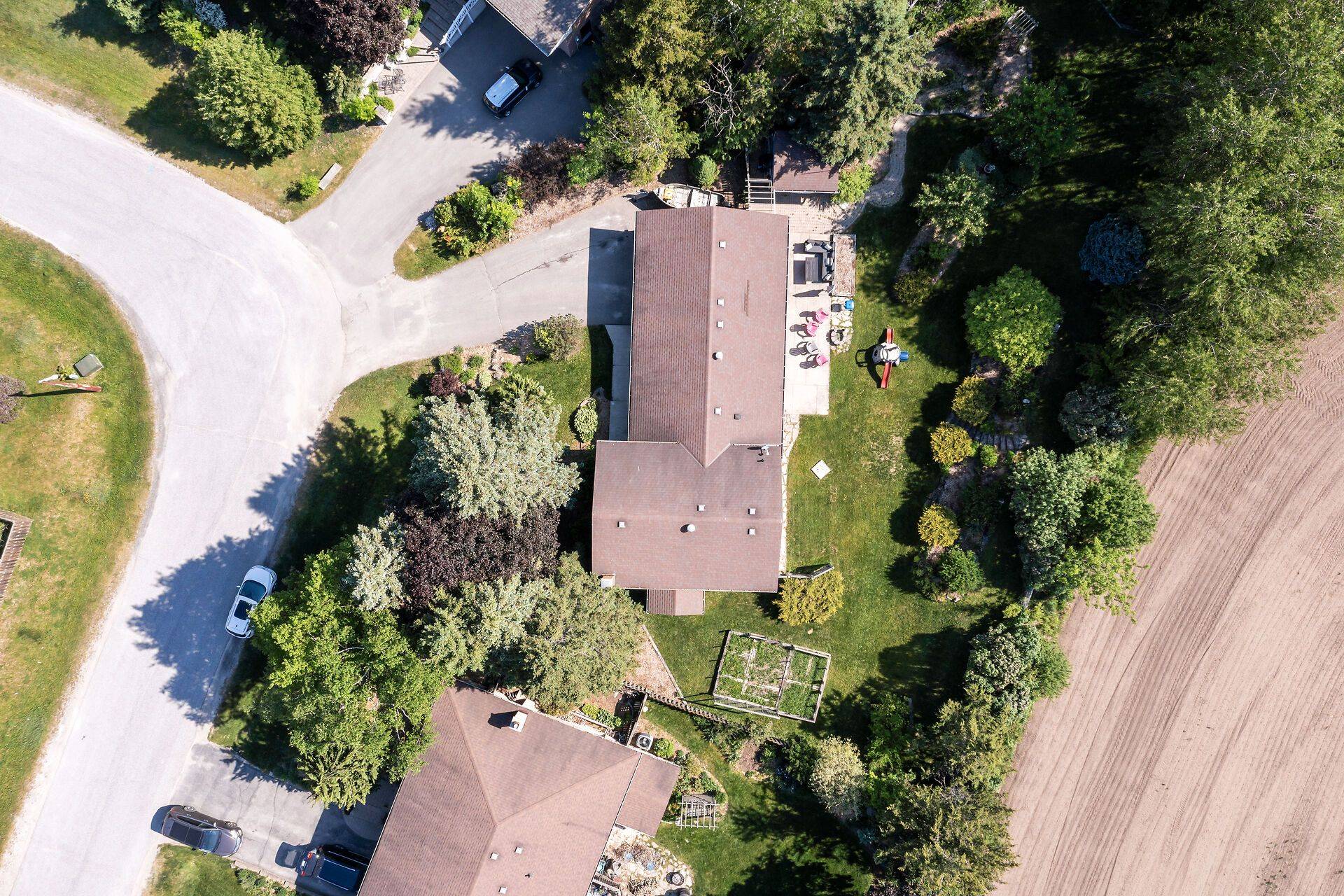 41 Douglas CRES, Erin, ON N0B 1Z0