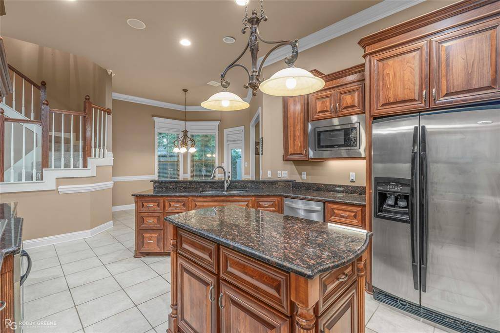 336 Briars Court, Bossier City, LA 71111