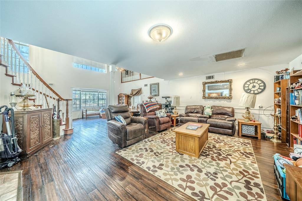 1202 Driftwood Drive, Euless, TX 76040