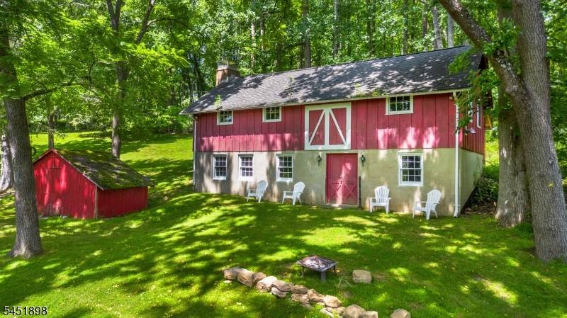 159 Mountainside Rd, Mendham Twp., NJ 07945