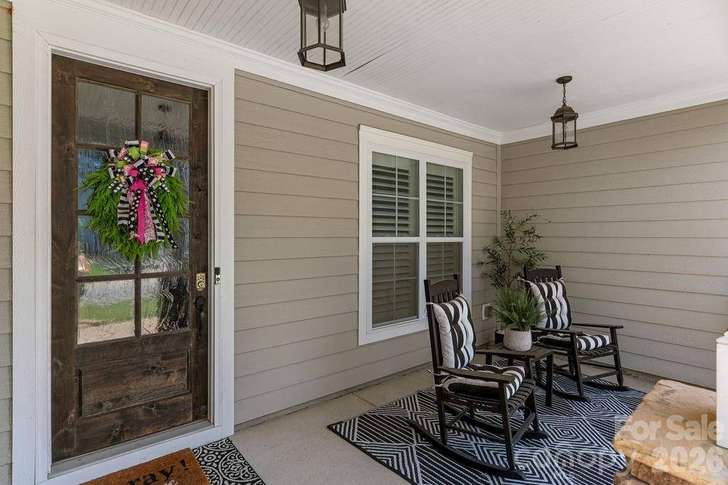 378 Broadleaf DR, Denver, NC 28037