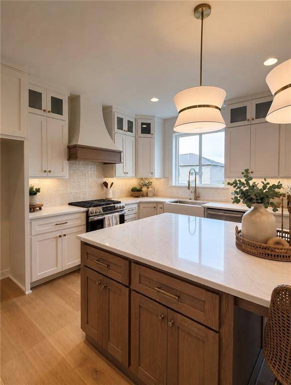 12695 NW Bittersweet DR, Platte City, MO 64079