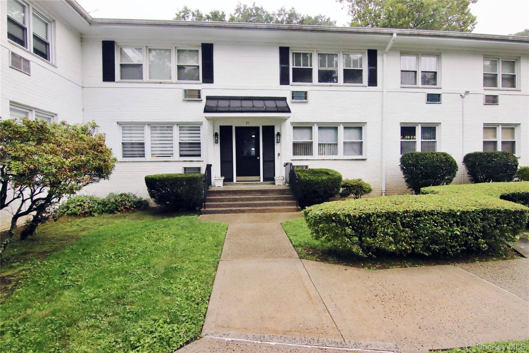 71 Avon CIR #D, Rye Brook, NY 10573