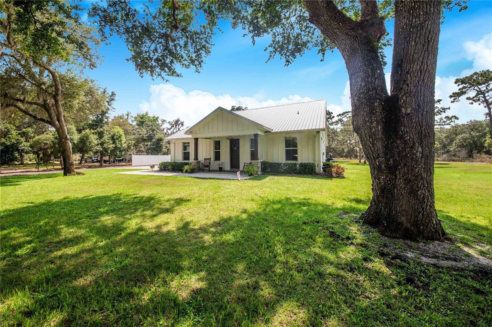 12510 LAKE HATCHINEHA RD, Haines City, FL 33844