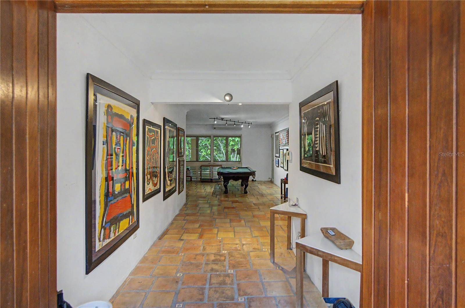 1688 CLL VIOLETA, San Juan, PR 00927