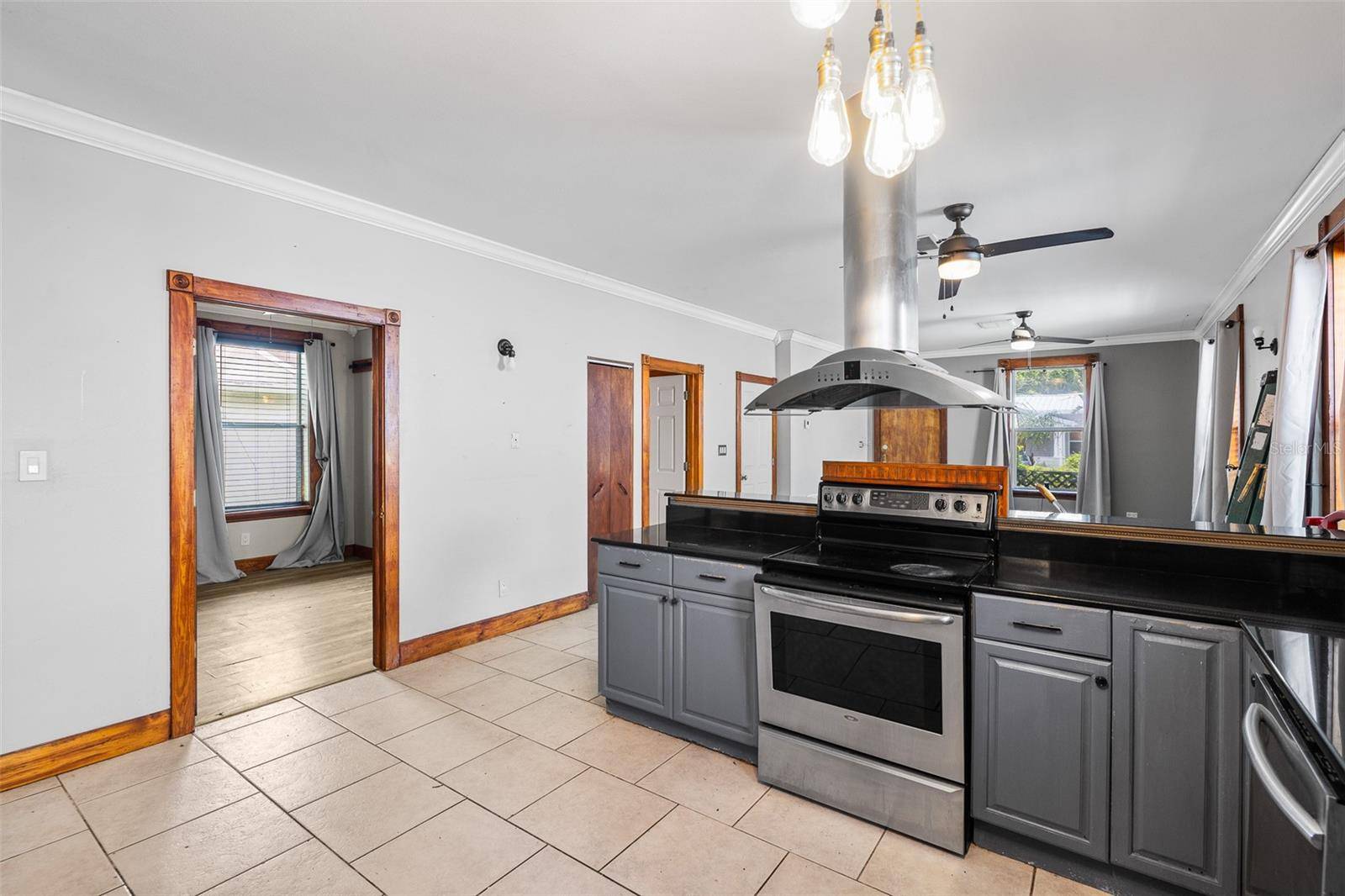 7203 N NAVIN AVE, Tampa, FL 33604