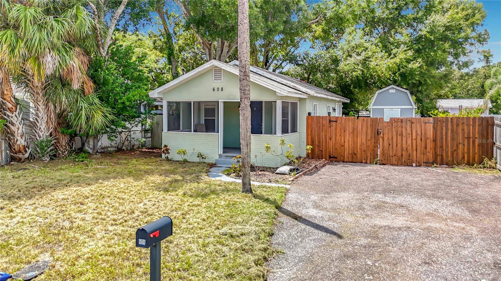 608 N LINCOLN AVE, Tampa, FL 33609