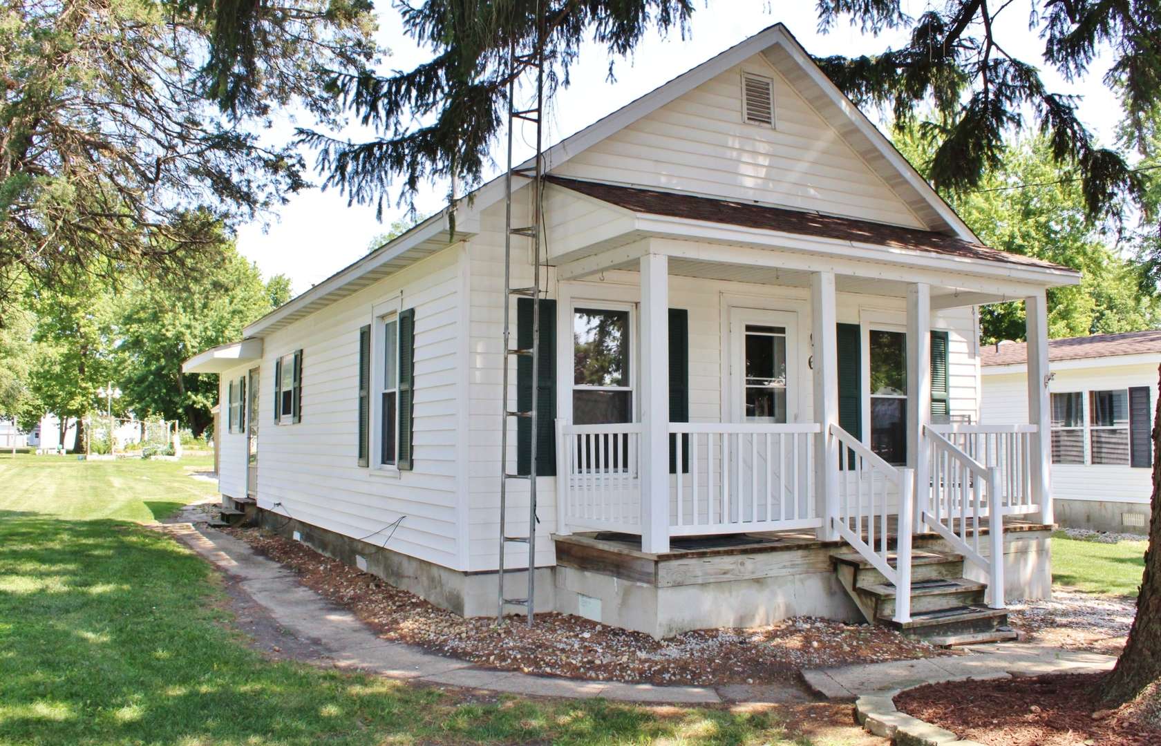 660 W Elm ST, South Wilmington, IL 60474