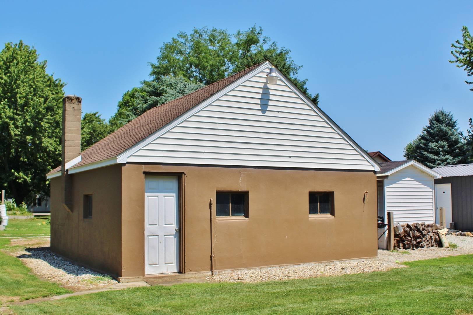 660 W Elm ST, South Wilmington, IL 60474