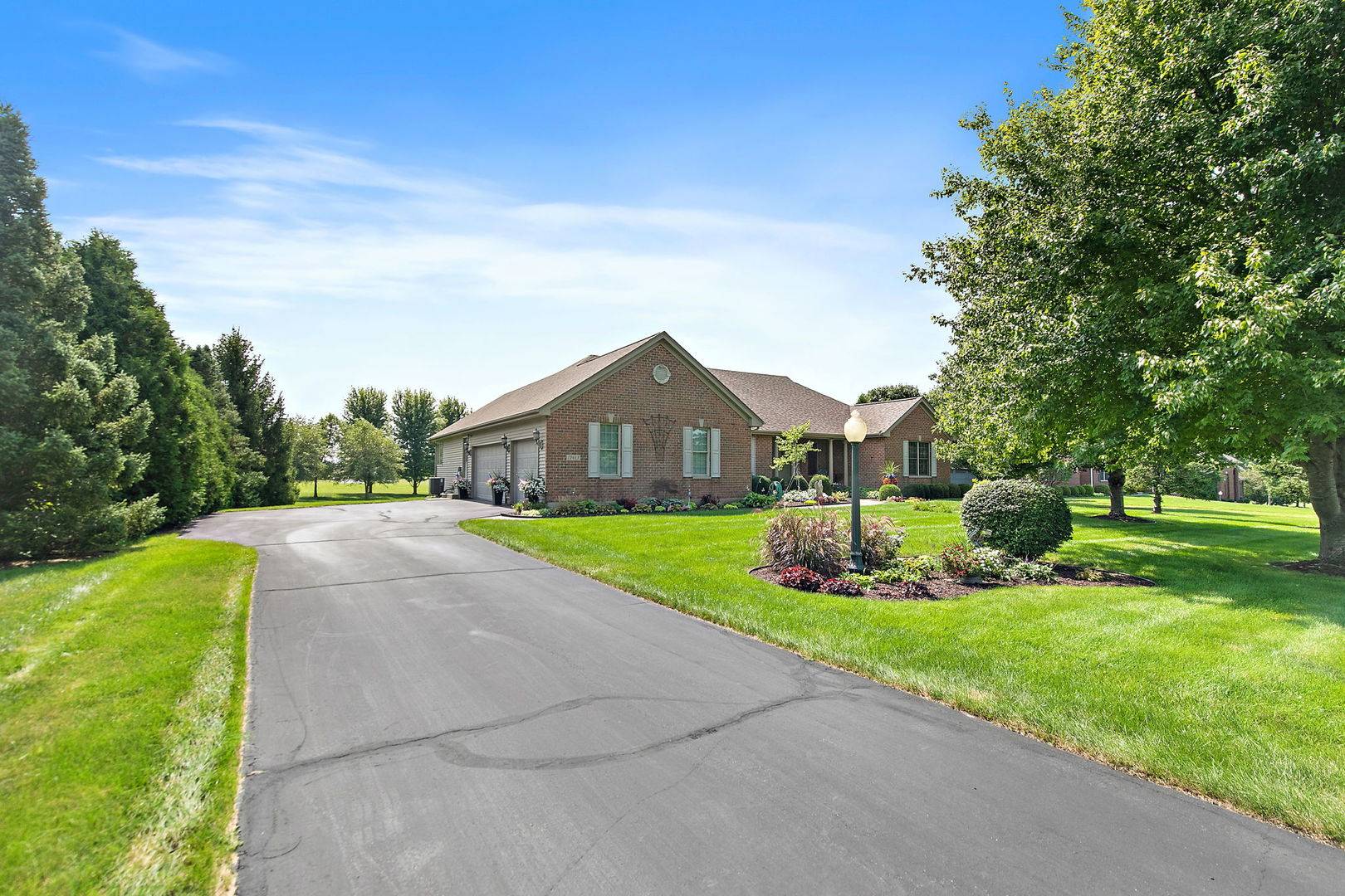 17413 Fieldstone DR, Marengo, IL 60152