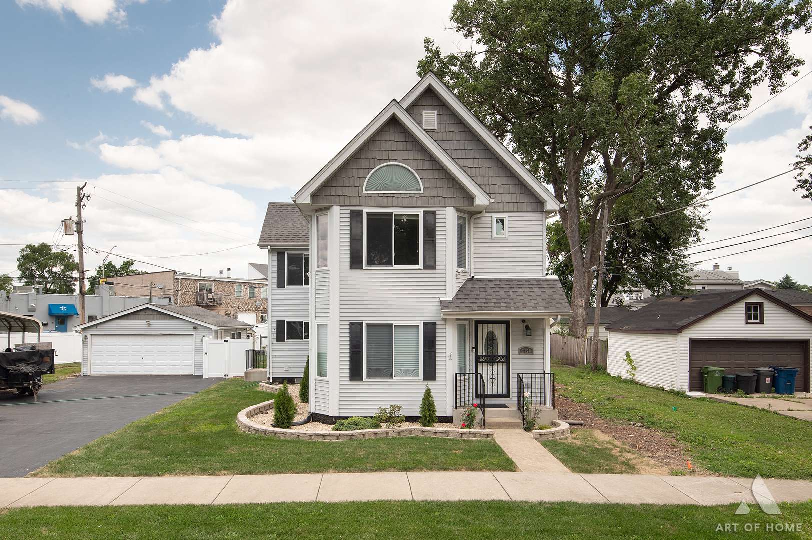 6120 W 98th ST, Oak Lawn, IL 60453
