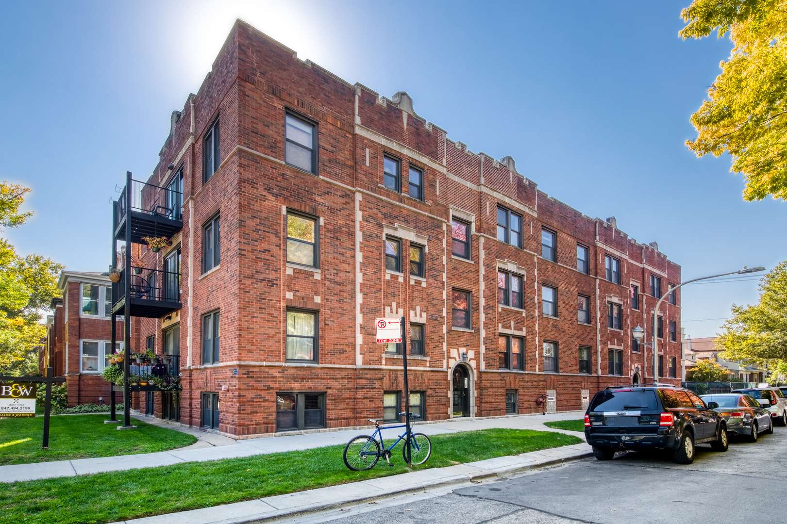 2211 W Winona ST #1, Chicago, IL 60625