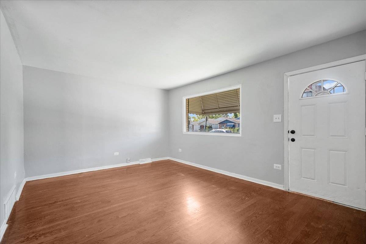 1652 W Montvale AVE, Chicago, IL 60643