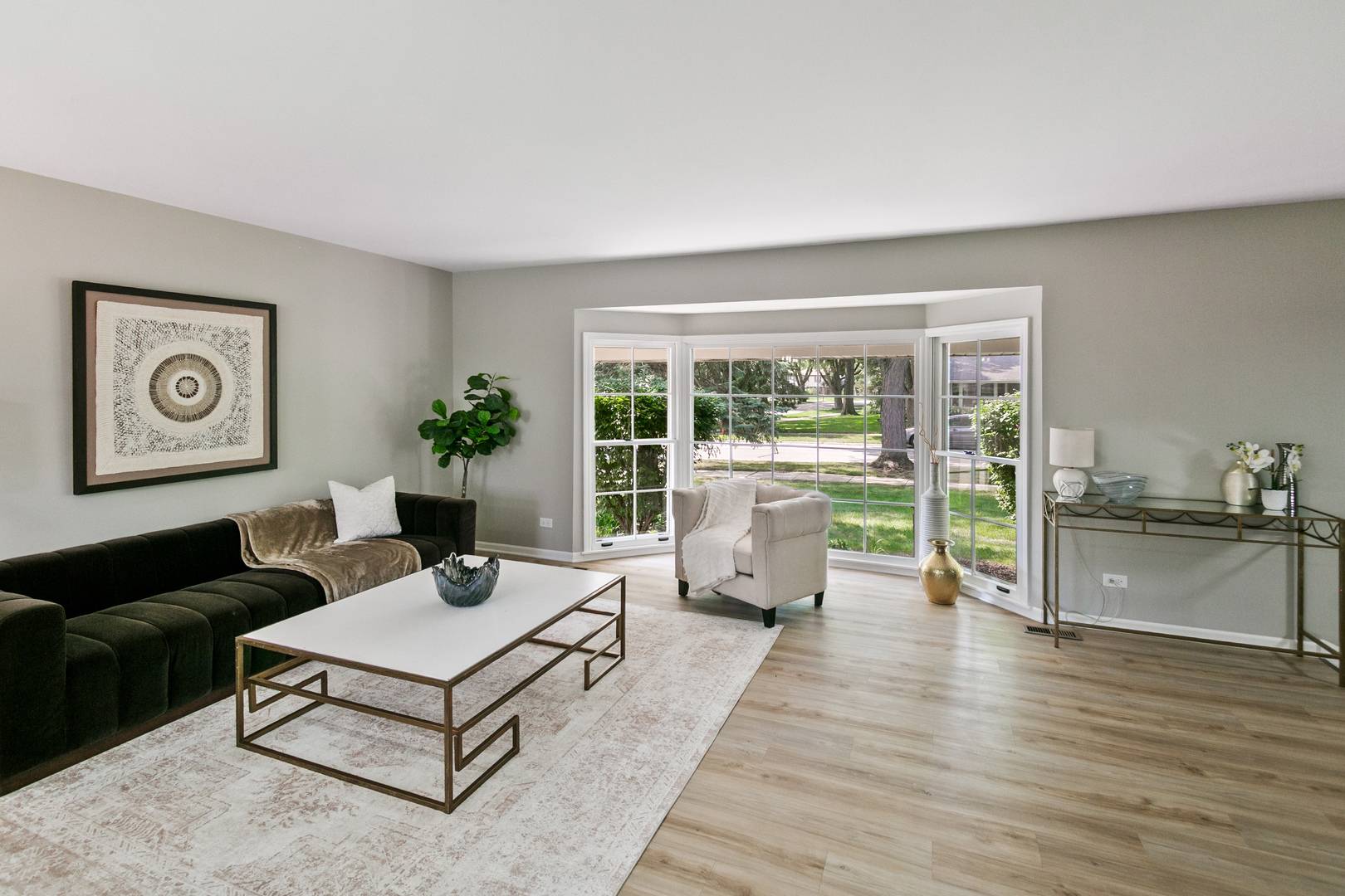 1554 CHICKASAW DR, Naperville, IL 60563