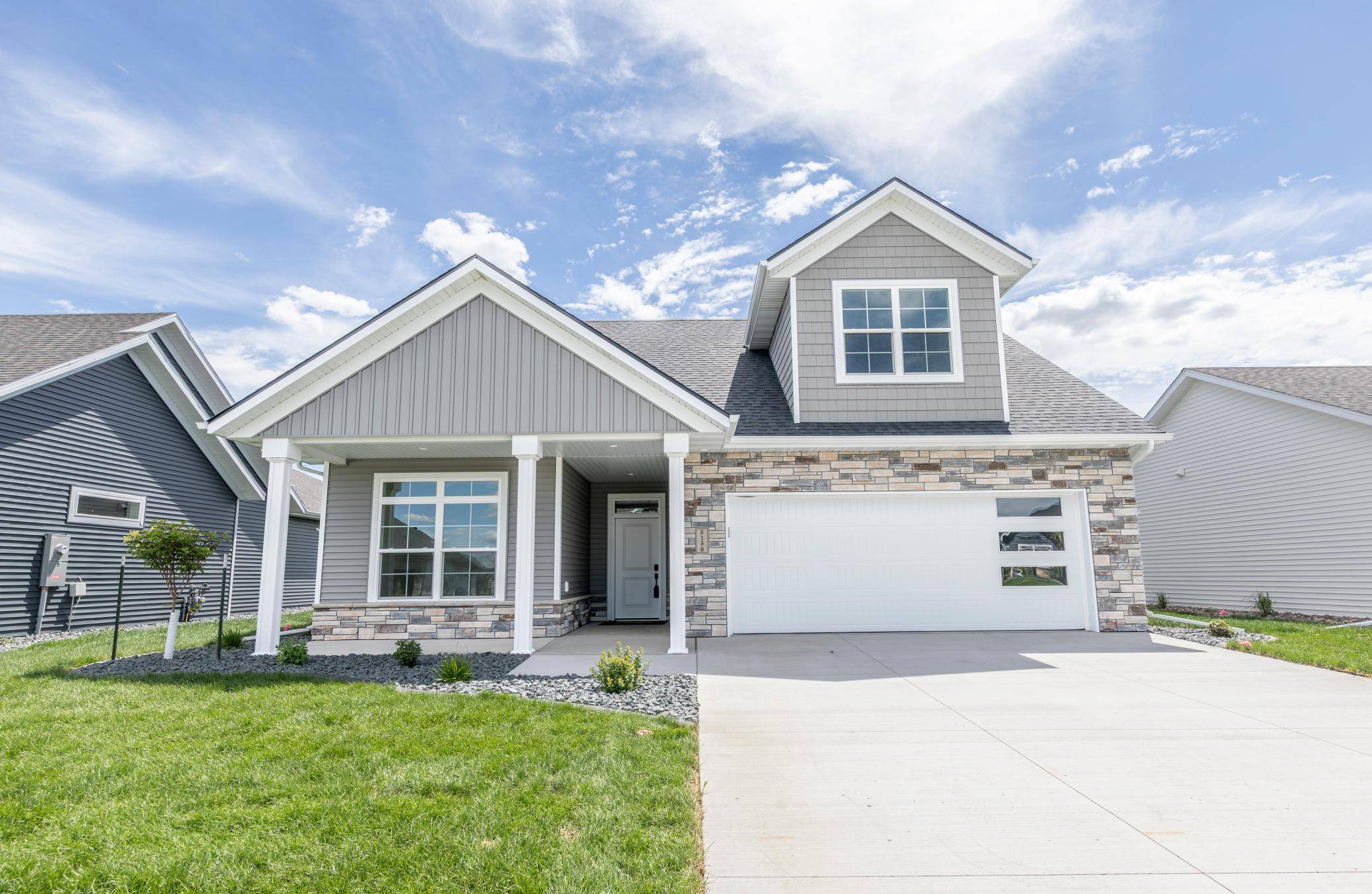 5156 Mira WAY W, West Fargo, ND 58078