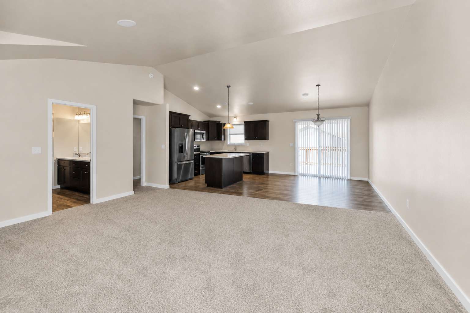 3831 32nd ST S, Moorhead, MN 56560