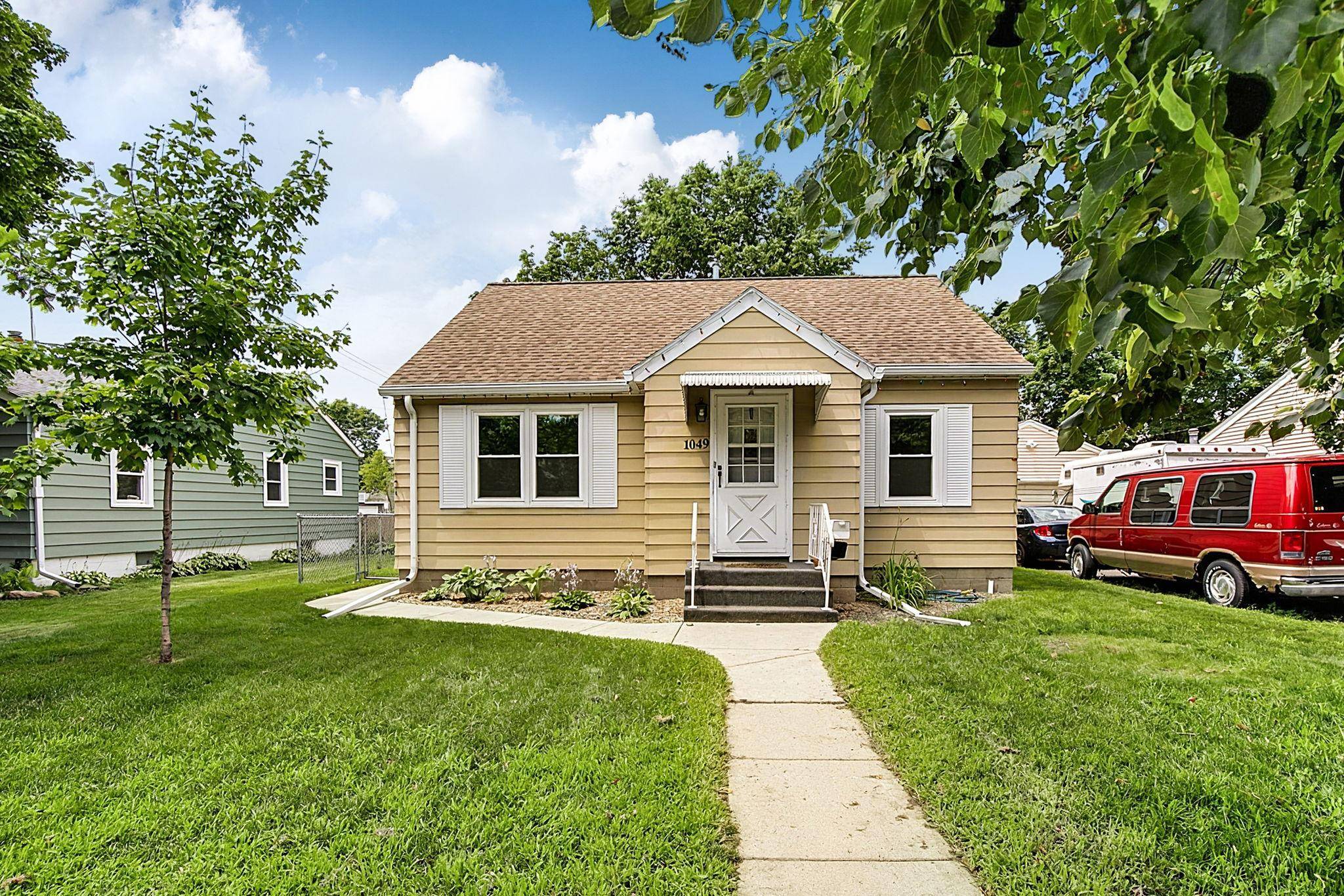 1049 16th AVE S, Saint Cloud, MN 56301