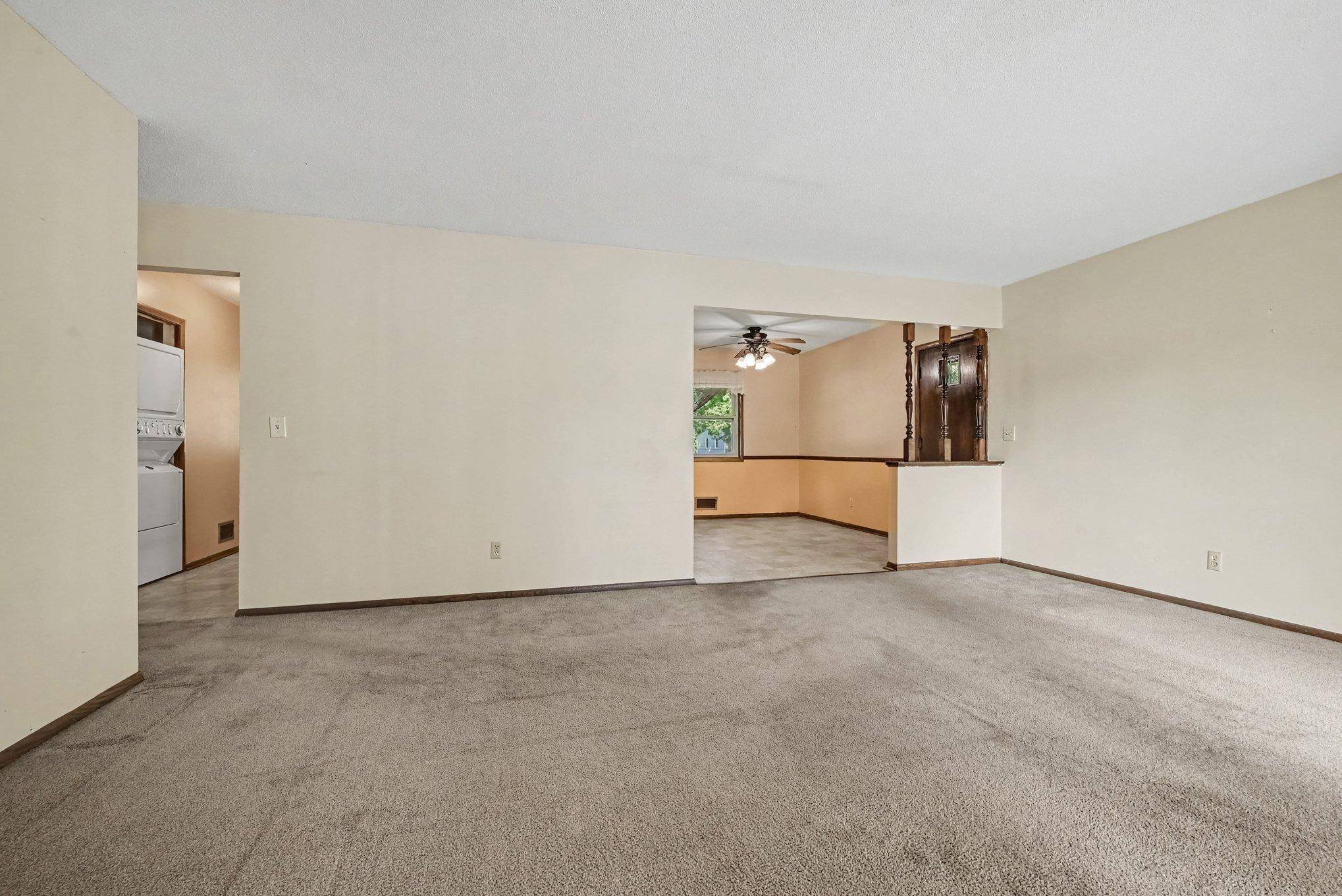 5520 Saint Stephens ST, Mounds View, MN 55112