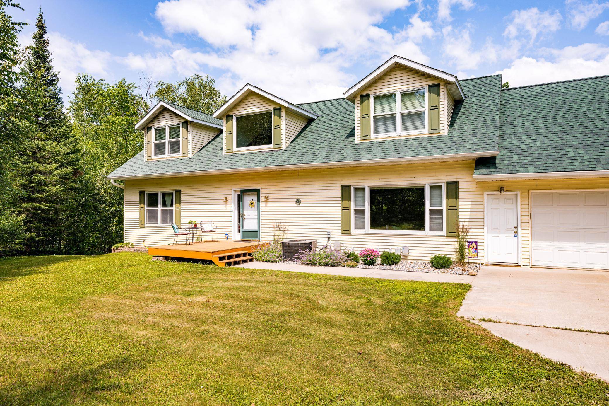 26644 Baich RD, Bovey, MN 55709