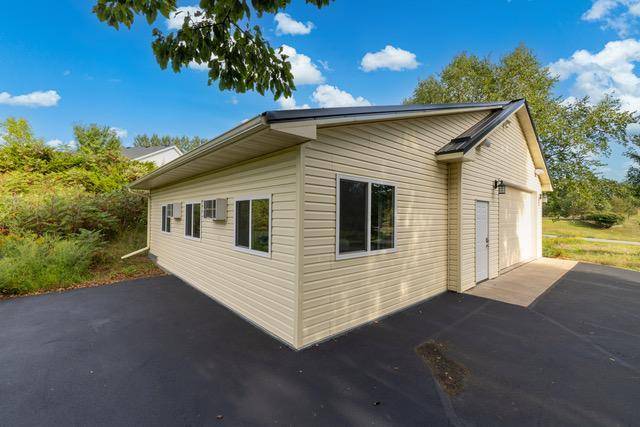 834 Prairie Meadows DR, Hudson, WI 54016
