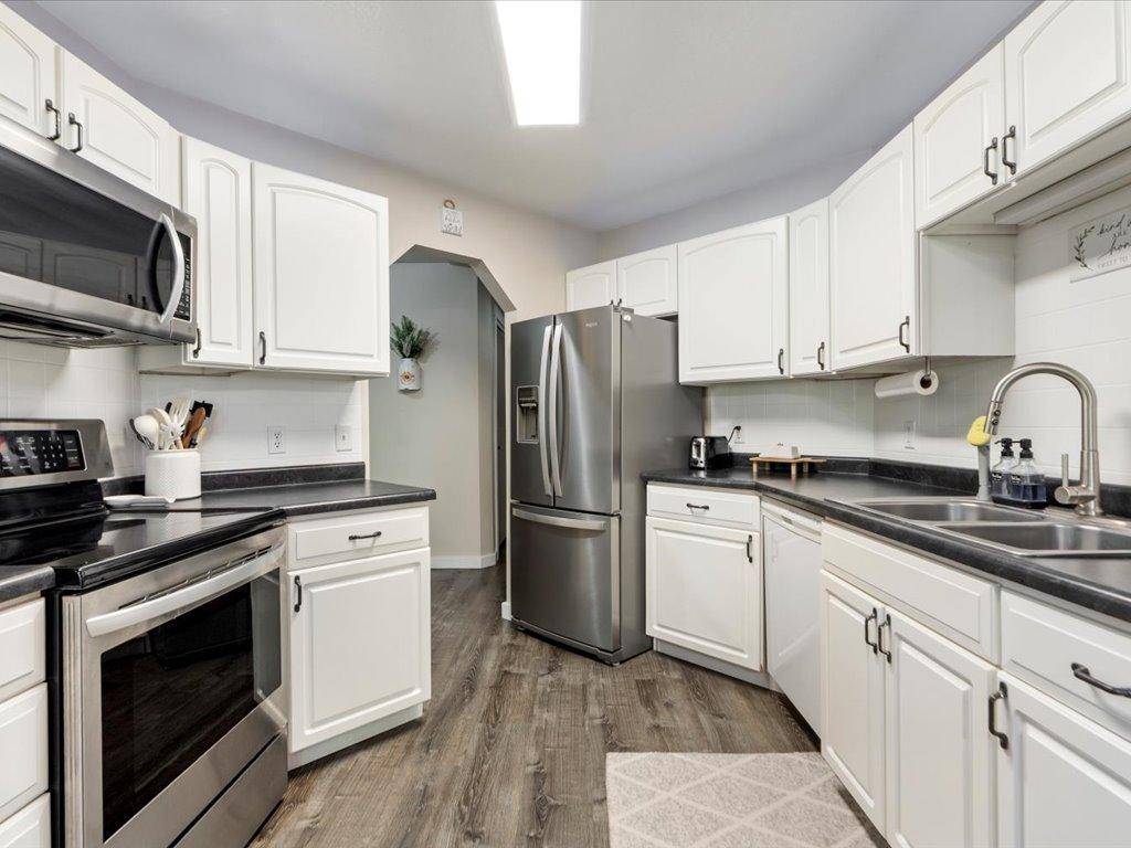 14899 Wildflower DR, Baxter, MN 56425