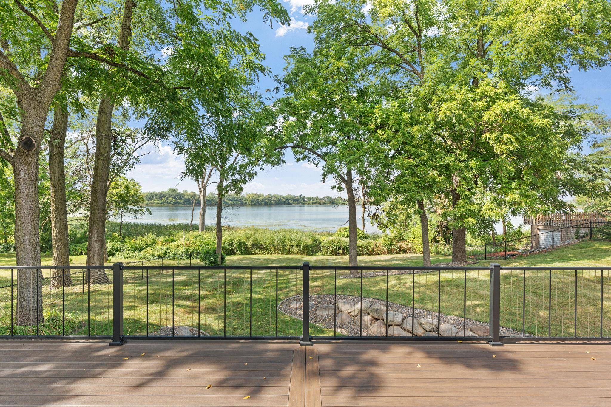 4337 Old Highway 10, Arden Hills, MN 55112