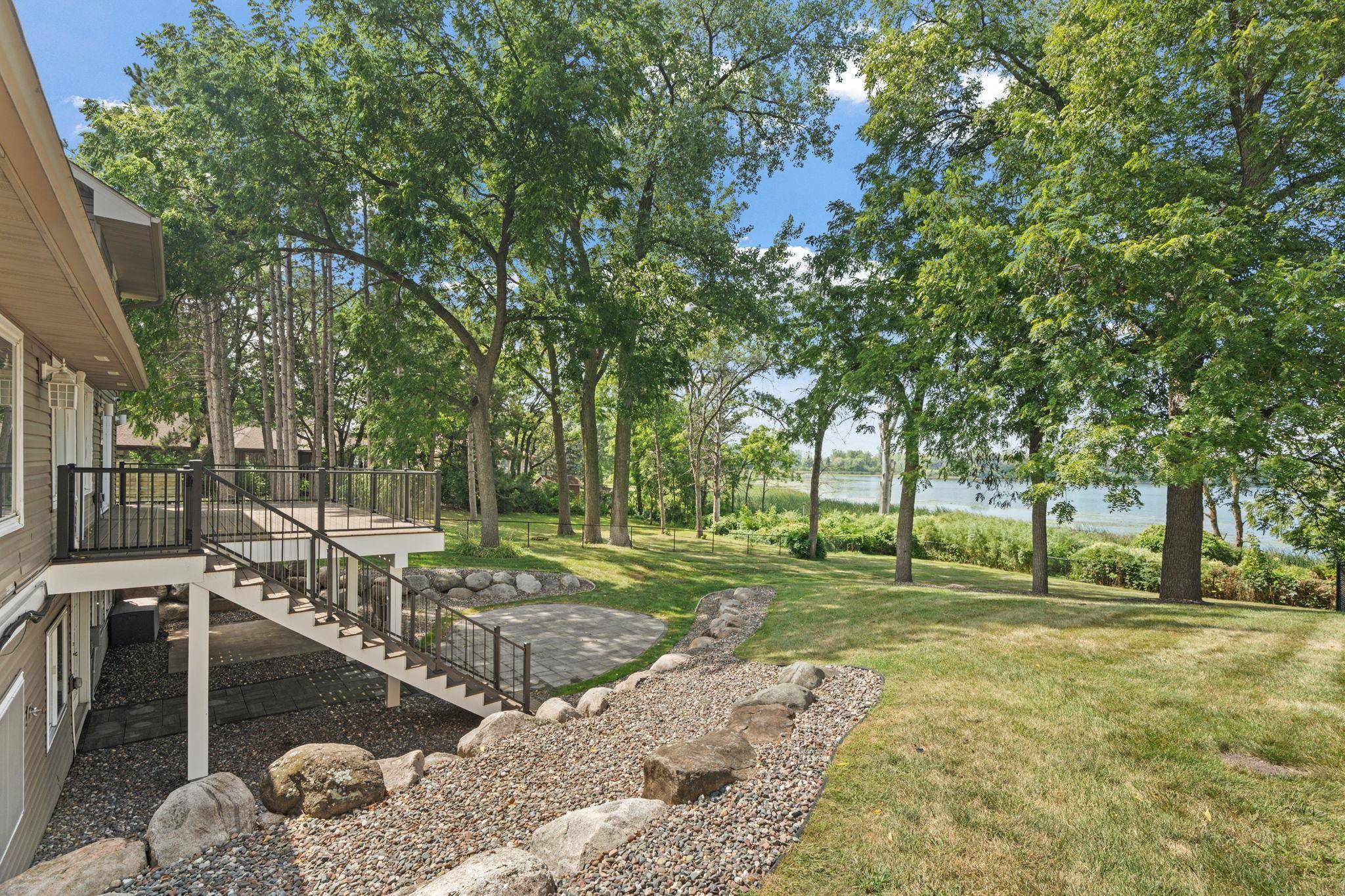 4337 Old Highway 10, Arden Hills, MN 55112