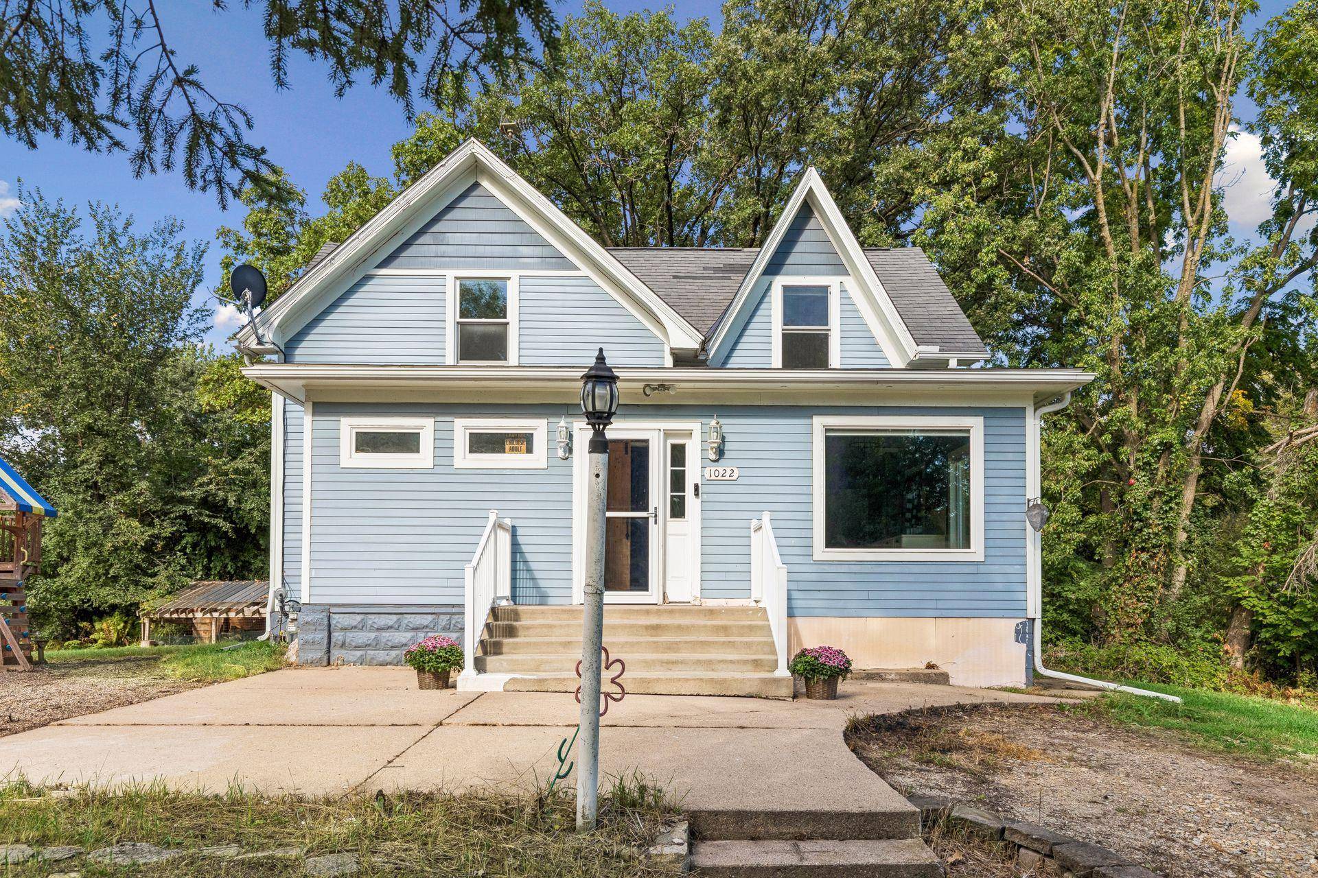 1022 2nd ST, Kenyon, MN 55946
