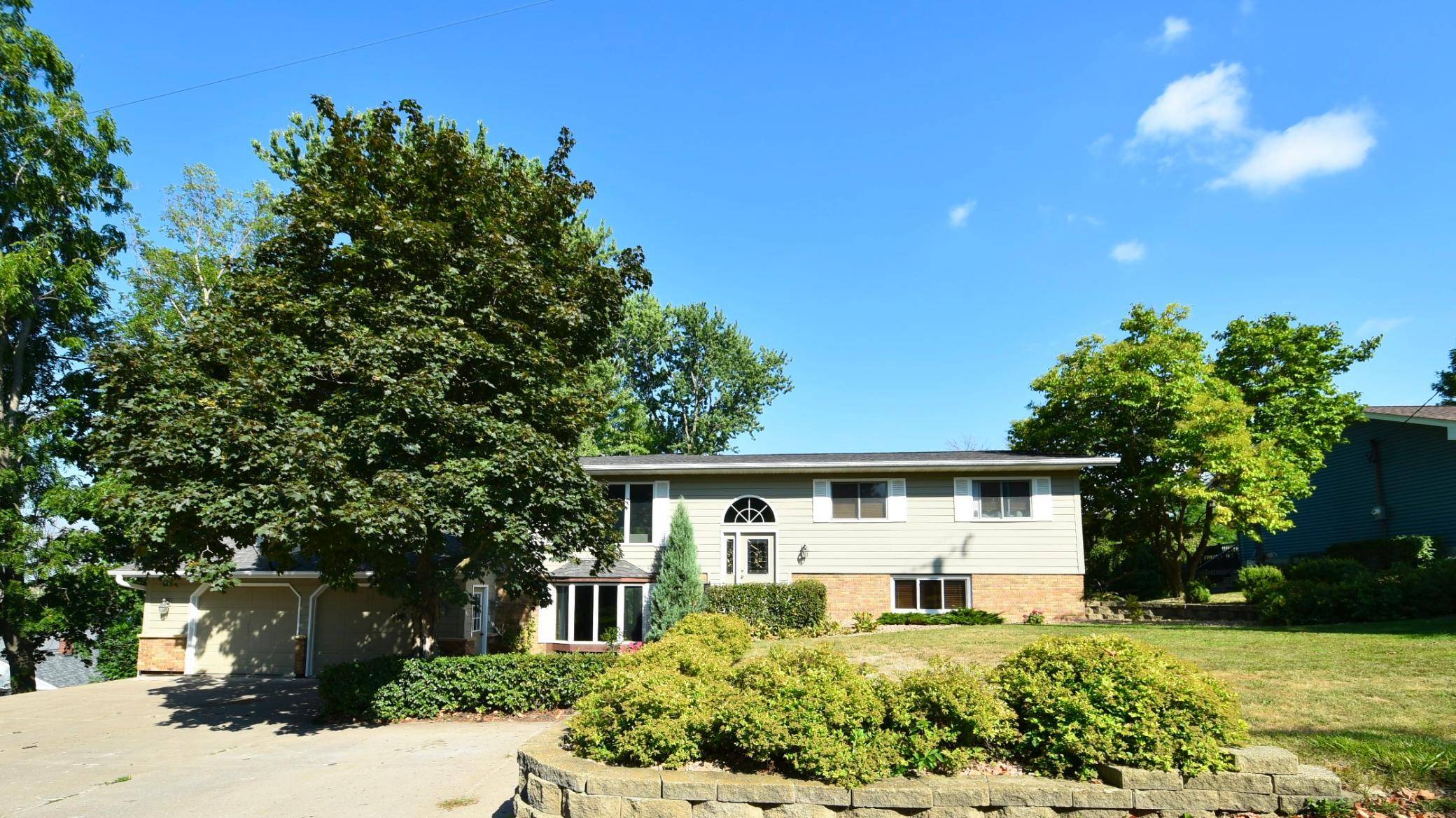 404 S 4th ST, Goodhue, MN 55027