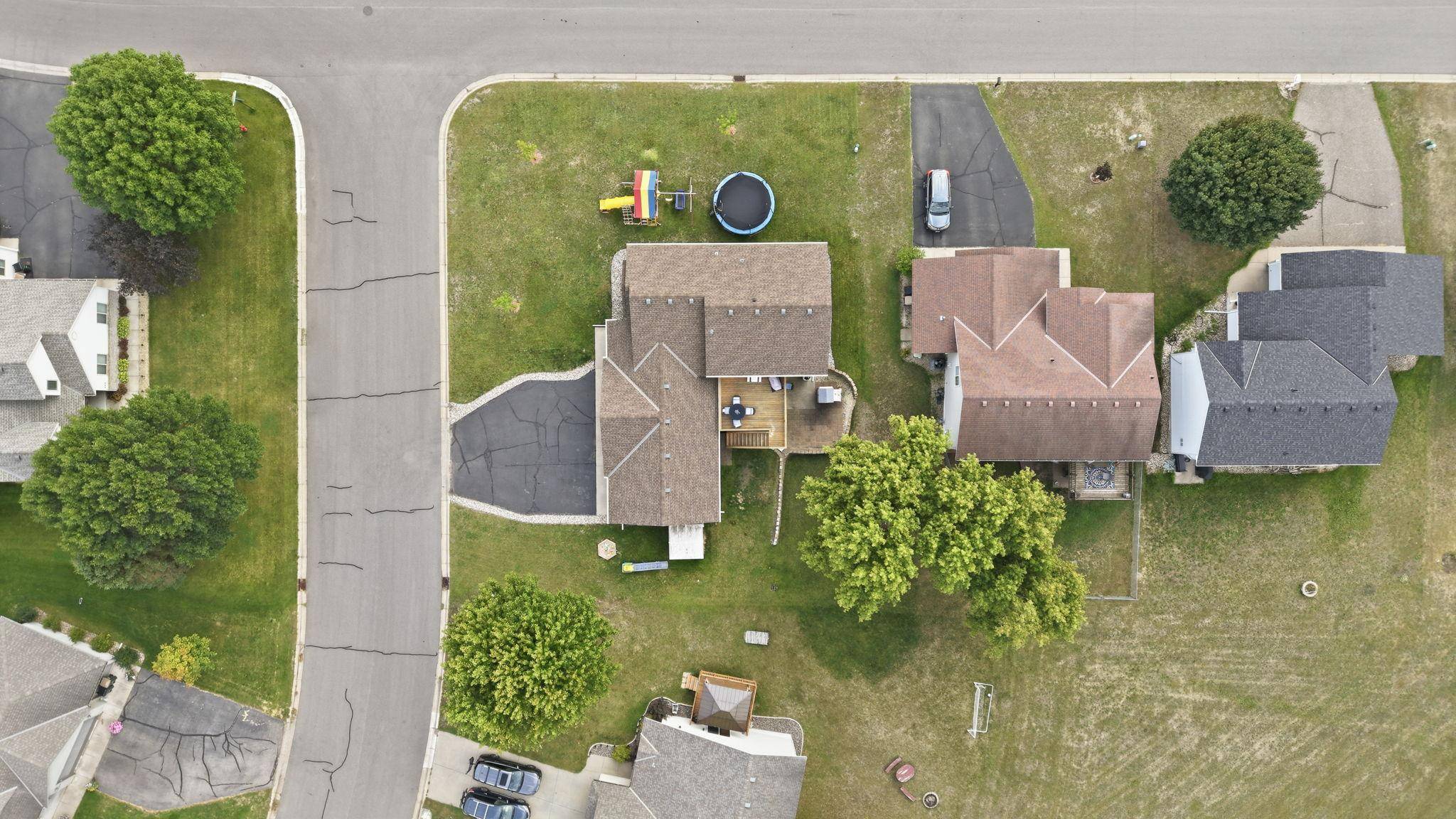 443 Cedarwood CT, Waite Park, MN 56387