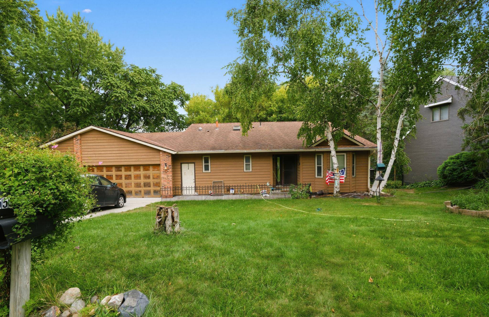 3554 Widgeon WAY, Eagan, MN 55123