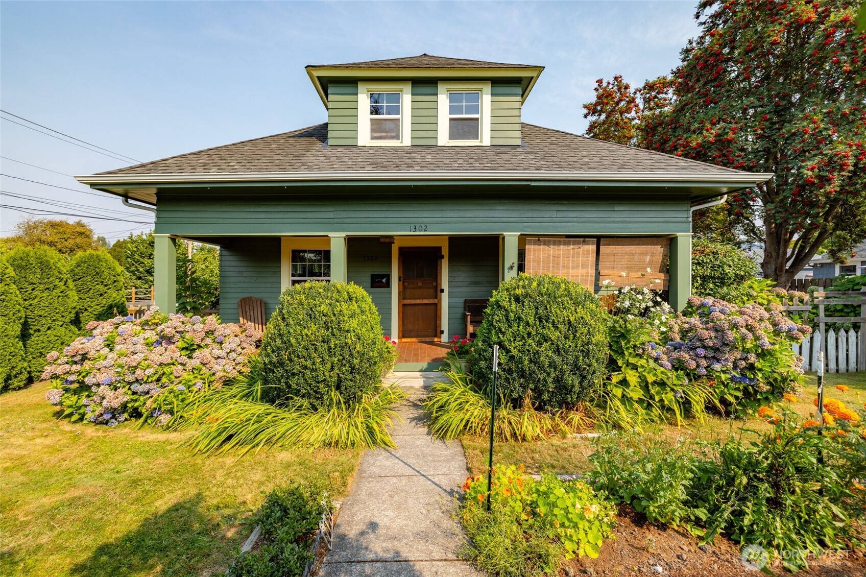 1302 Virginia ST, Mount Vernon, WA 98273