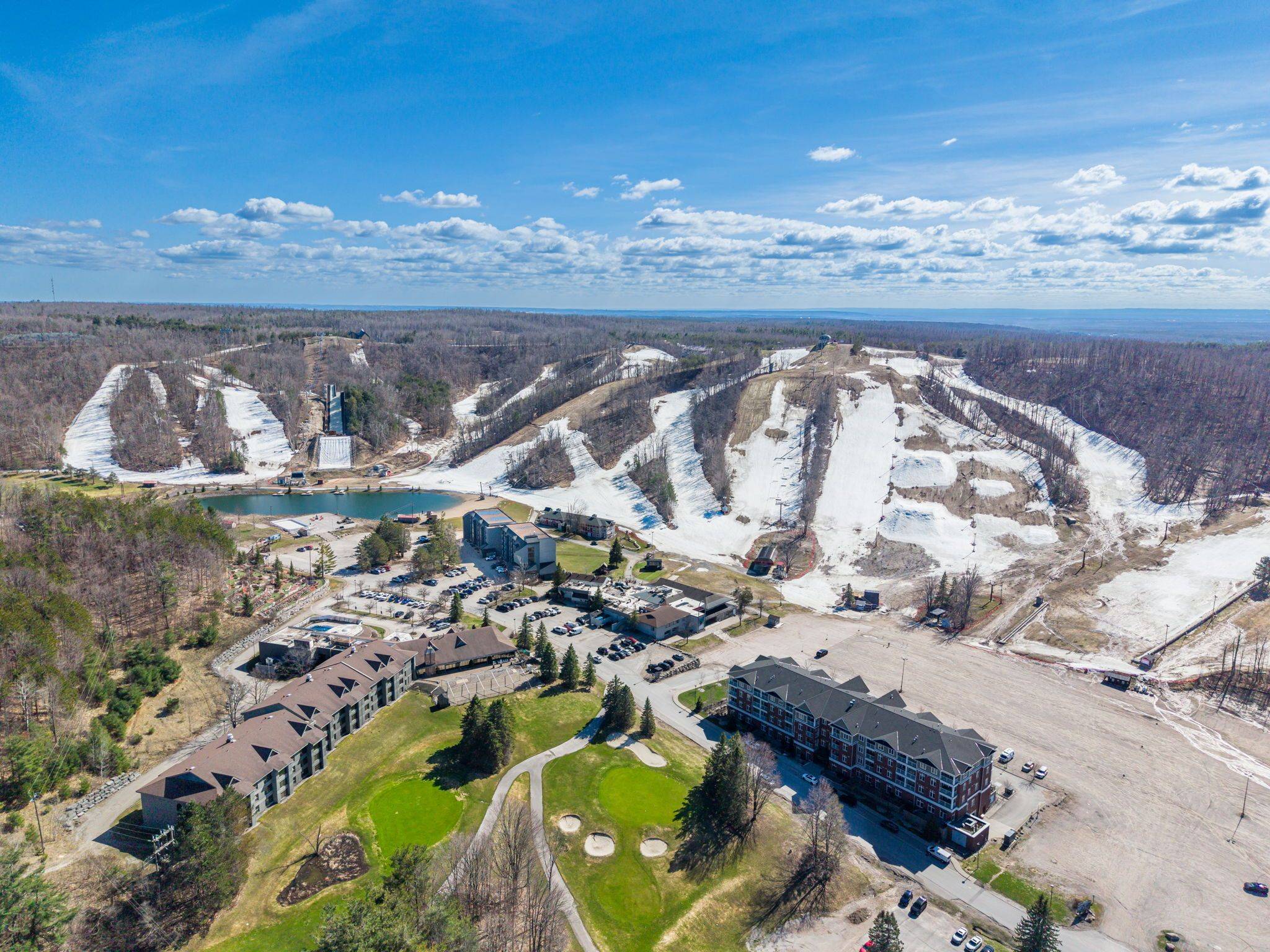80 Horseshoe BLVD #501, Oro-medonte, ON L4M 4Y8