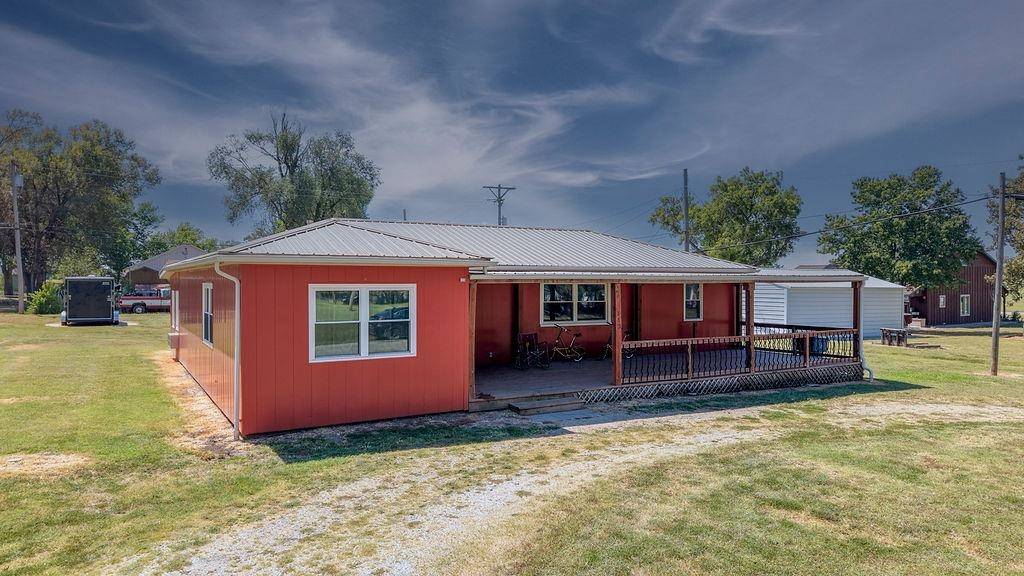 113 Broadway, Dexter, KS 67038
