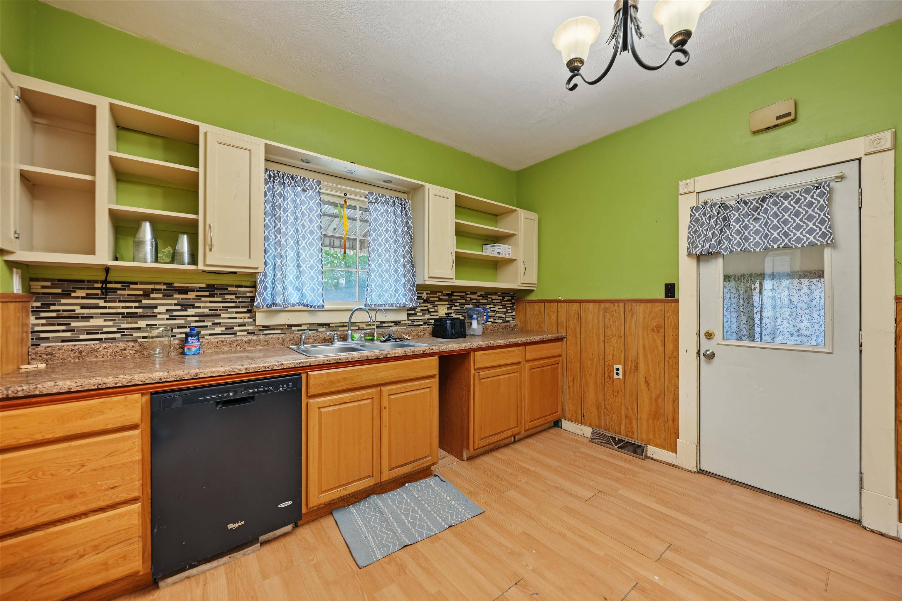 210 S Central St., Marquette, KS 67464