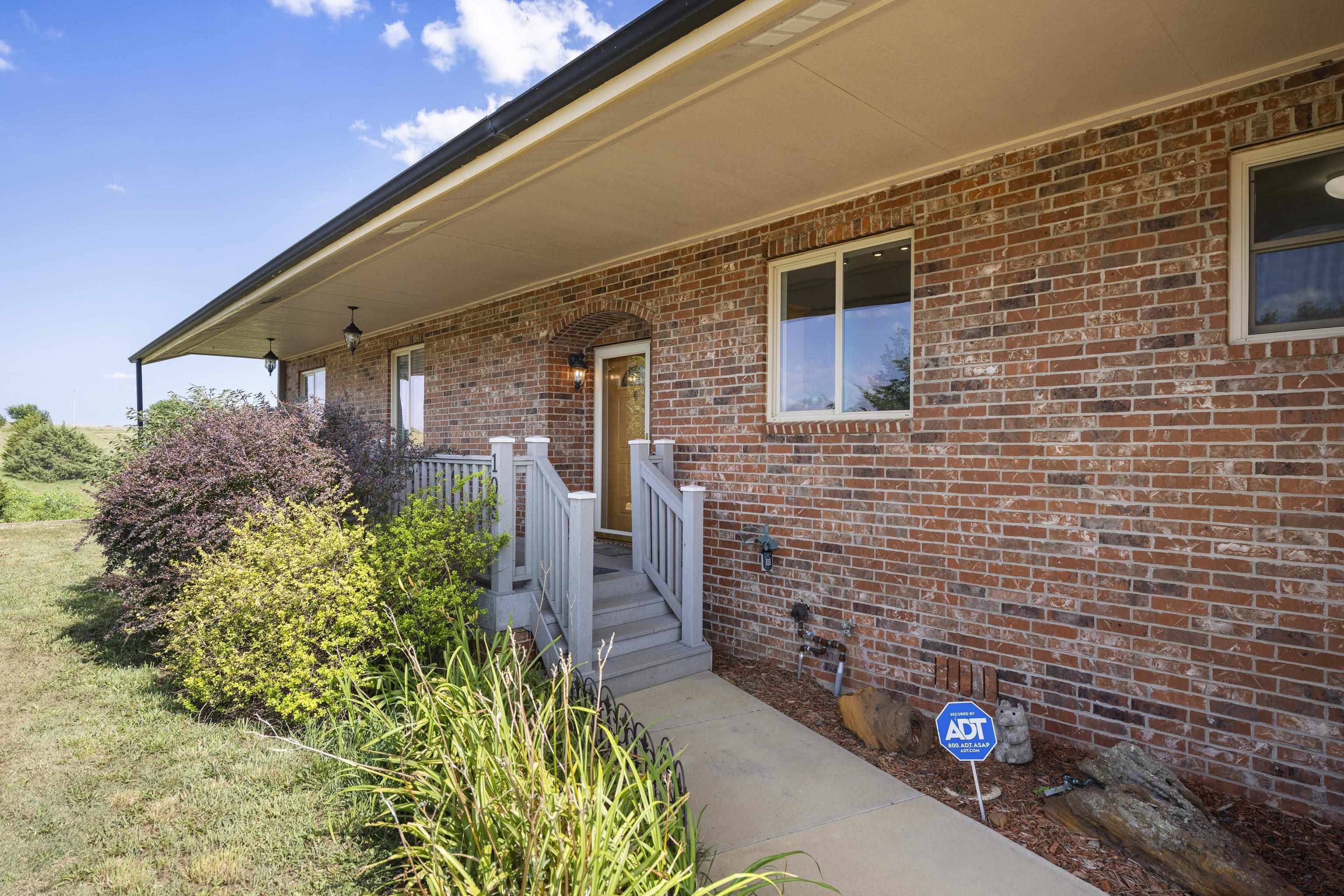 105 Jet Cir, Brookville, KS 67425