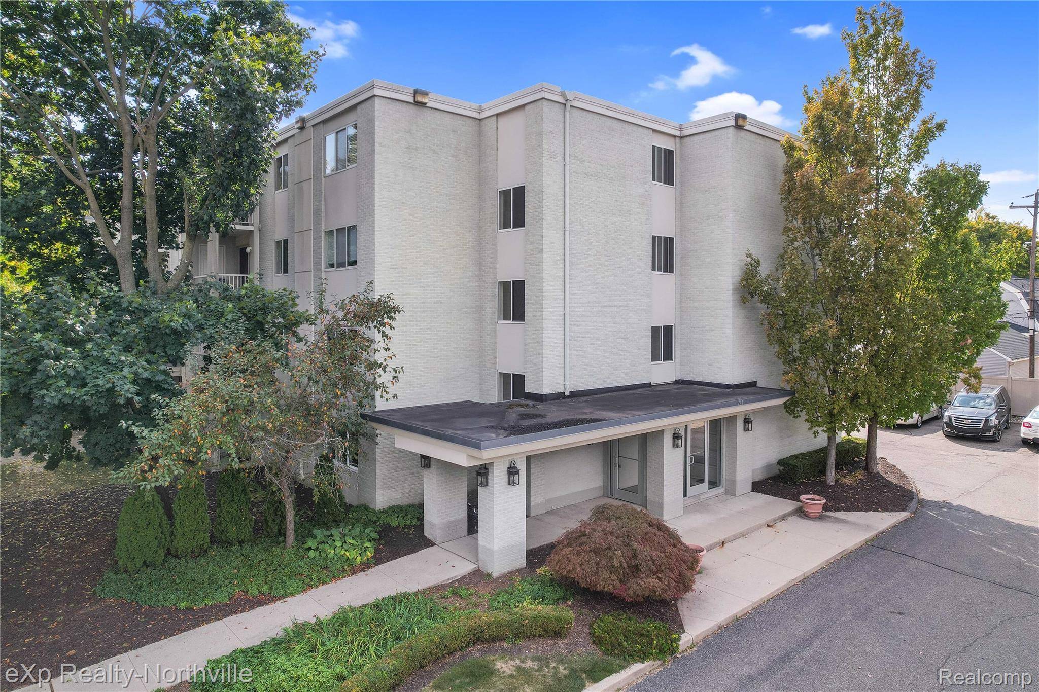 770 Deer ST #204, Plymouth, MI 48170
