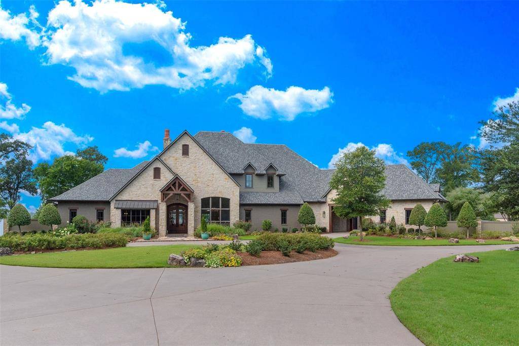 6731 N Lakeshore Drive, Shreveport, LA 71107