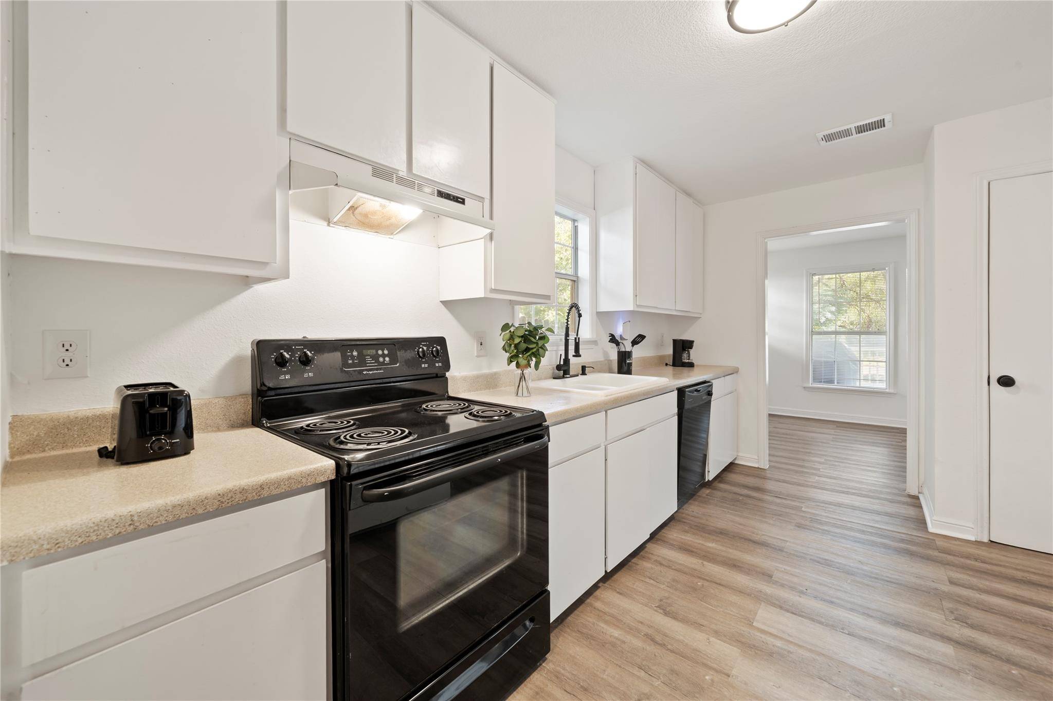 2509 Quarry RD #A, Austin, TX 78703