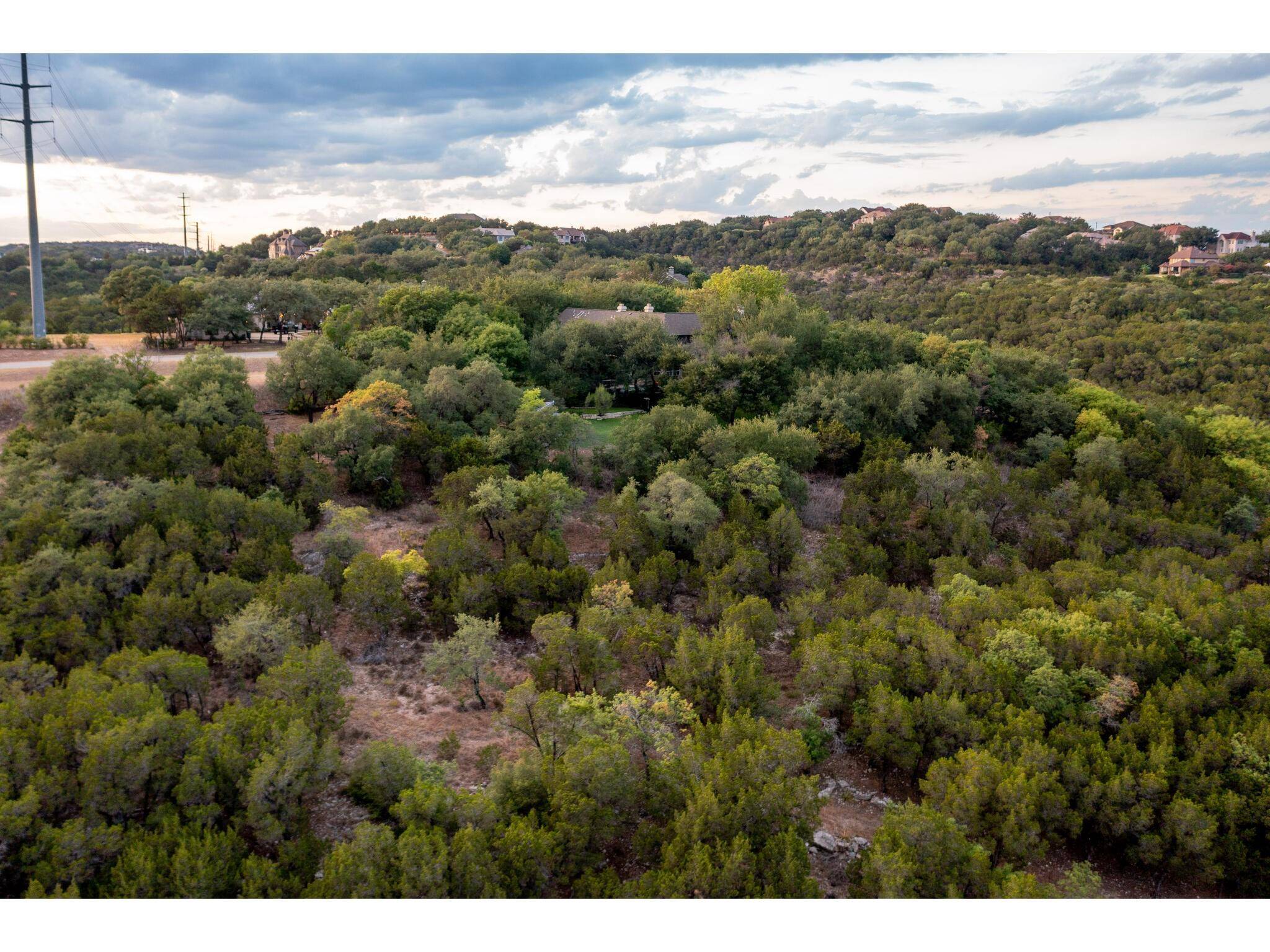 539 Beardsley LN, Austin, TX 78746