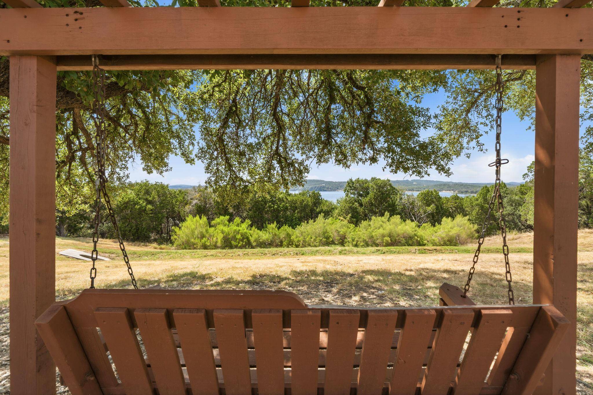 22601 Maidengrass LN, Lago Vista, TX 78645