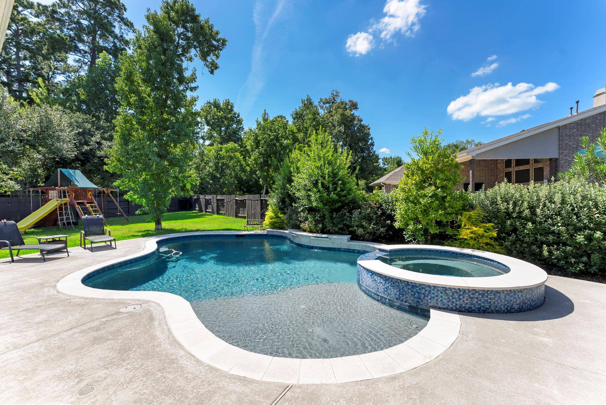 5206 Creekland CIR, Spring, TX 77389