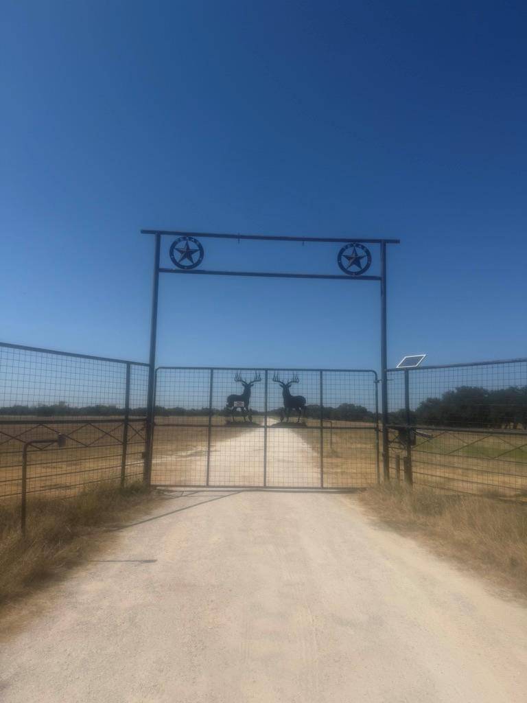 7800 County Road 210, Bertram, TX 78654