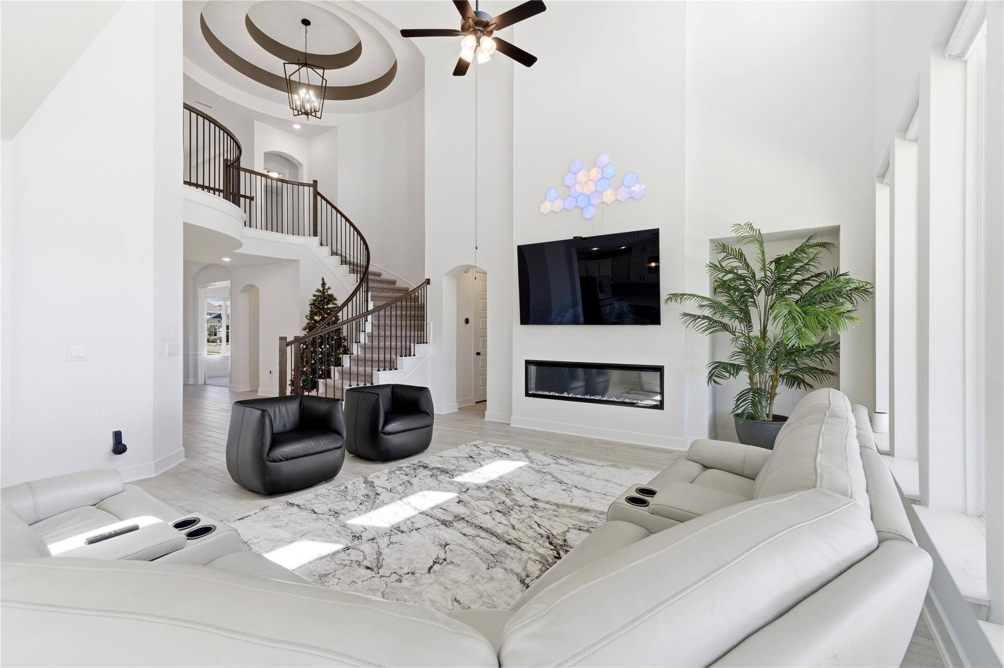 396 Hollister DR, Liberty Hill, TX 78642
