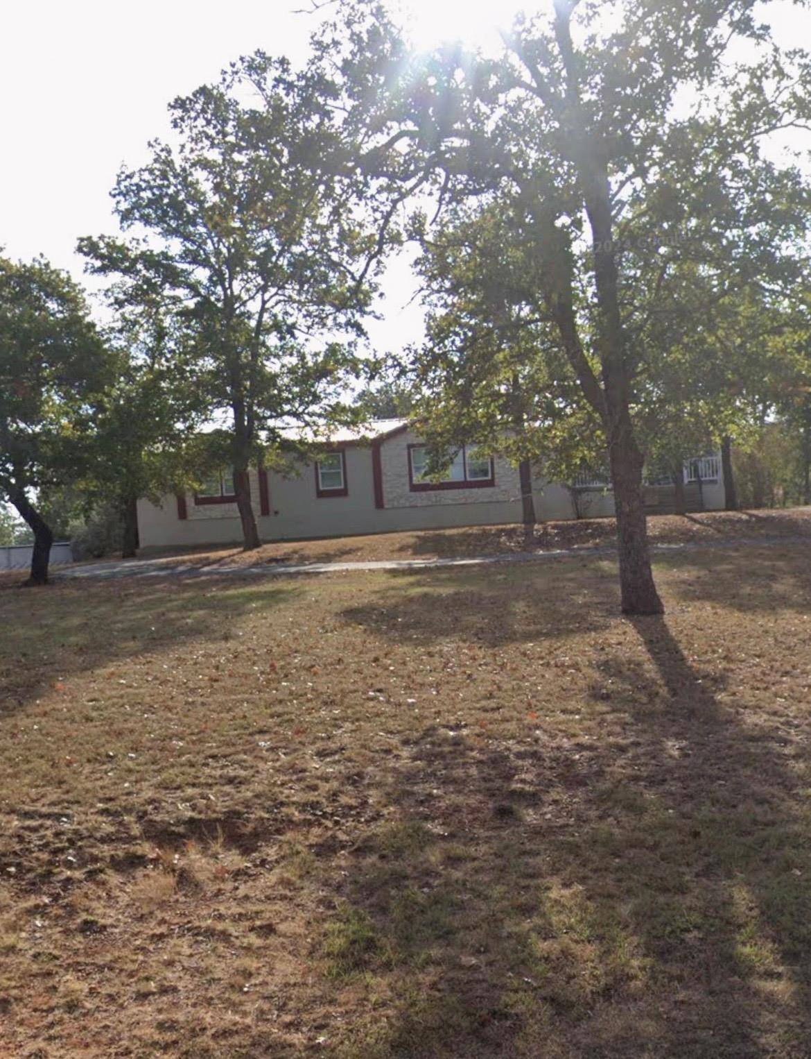 123 Split Oak RD, Smithville, TX 78957